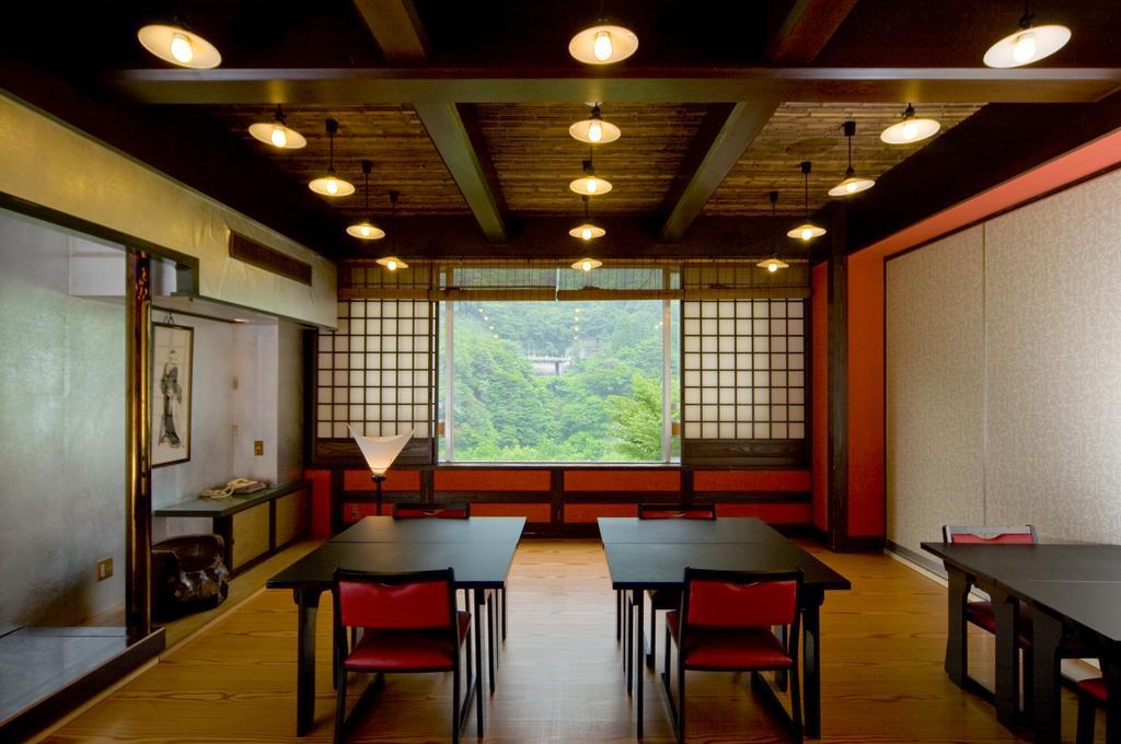 Osake No Oyado Kisen Hotel Kurobe Eksteriør billede