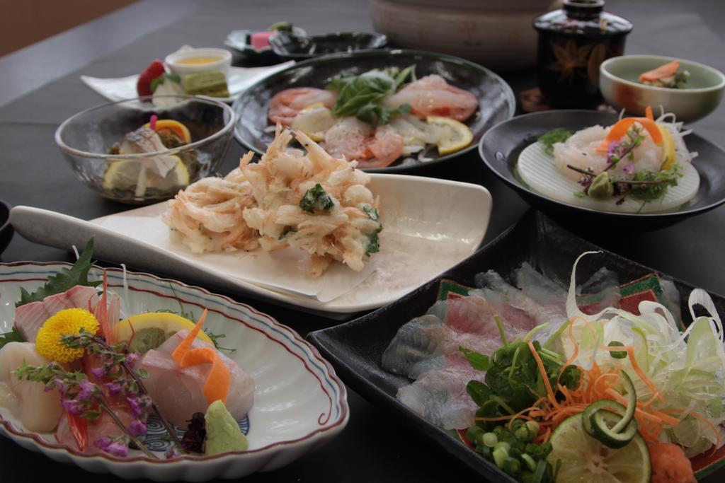 Osake No Oyado Kisen Hotel Kurobe Eksteriør billede